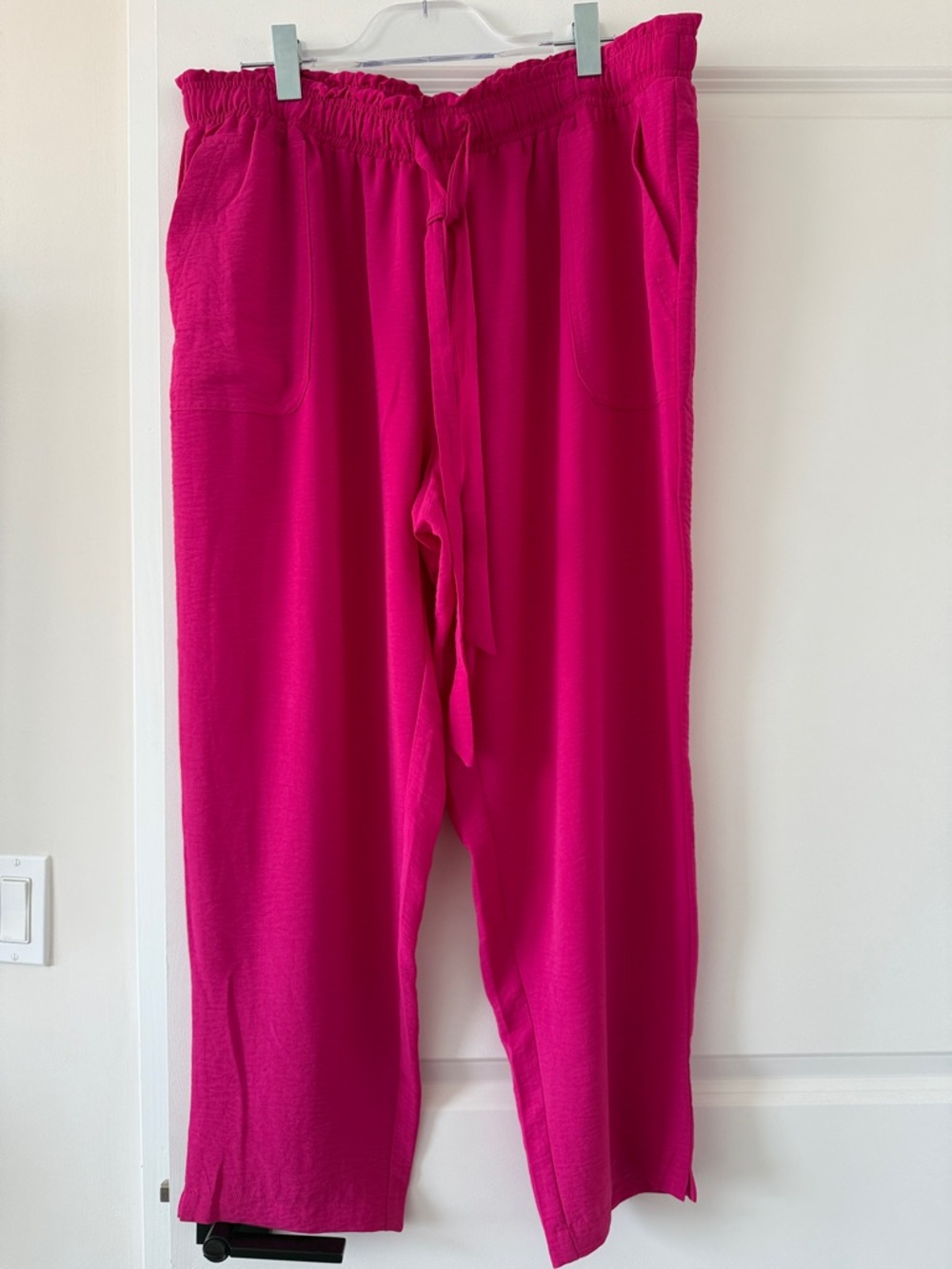 Soho Wide-Leg Drawstring Pants in Fuchsia Pink